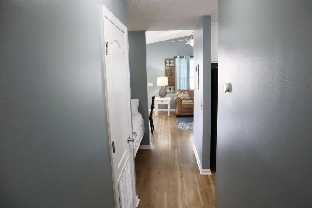 Lazy Palm 4 Pools Short Walk To Beach! Sleeps 5! Panama City Beach Buitenkant foto