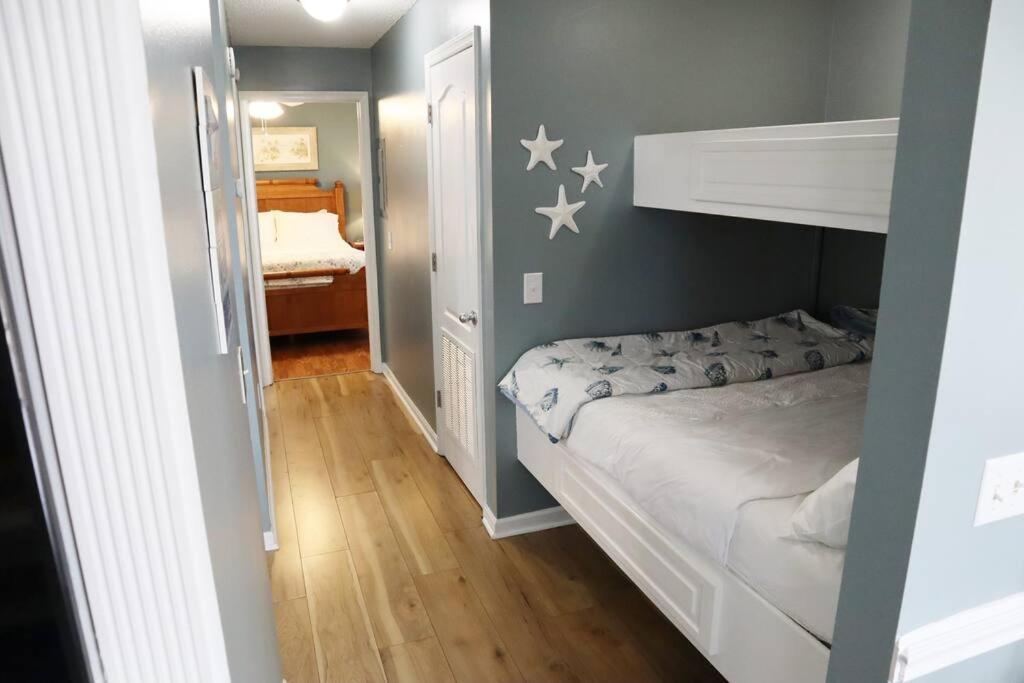 Lazy Palm 4 Pools Short Walk To Beach! Sleeps 5! Panama City Beach Buitenkant foto